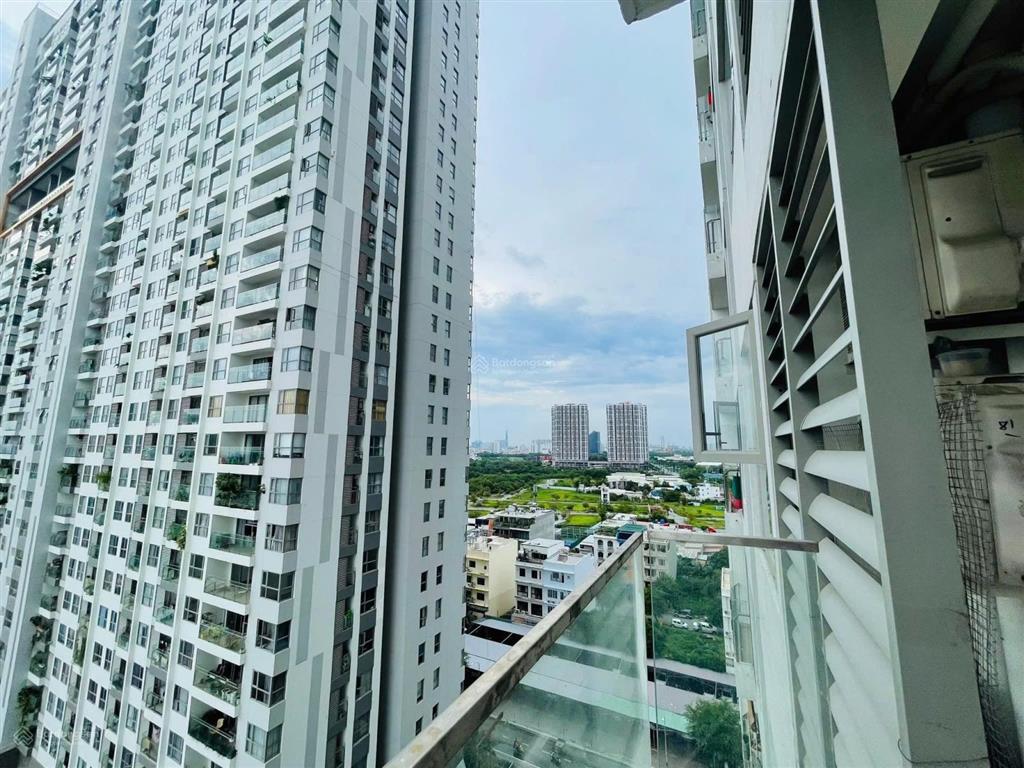 Chính chủ cần bán ch 2pn sky89 q7 view phú mỹ hưng, tầng đẹp, thoáng. ntcb, có sẵn hdt. giá 4.8 tỷ