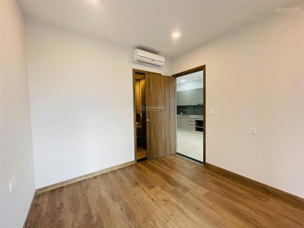 Chính chủ cần bán ch 2pn sky89 q7 view phú mỹ hưng, tầng đẹp, thoáng. ntcb, có sẵn hdt. giá 4.8 tỷ