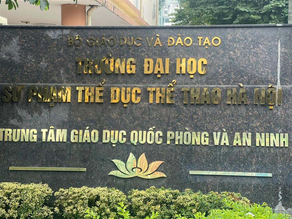 Chủ cần tiền bán lô đất ngay gần cổng trường đại học kiểm sát, gần ql6
