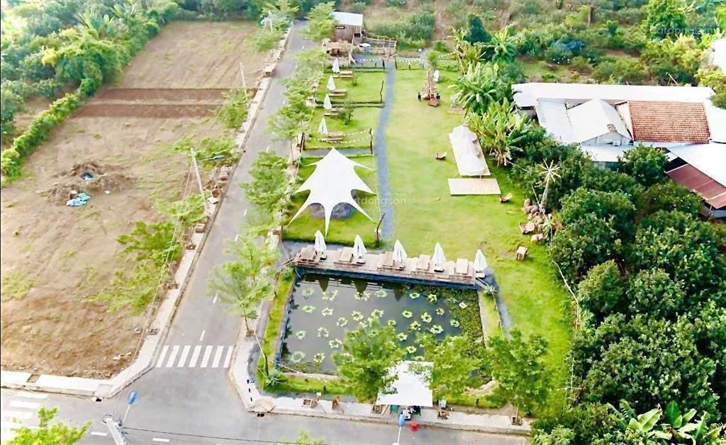 Bán nhanh lô đất 165m2 góc 2 mặt tiền full thổ cư ngay ngã tư tân triều  trả trước 350tr sở hữu