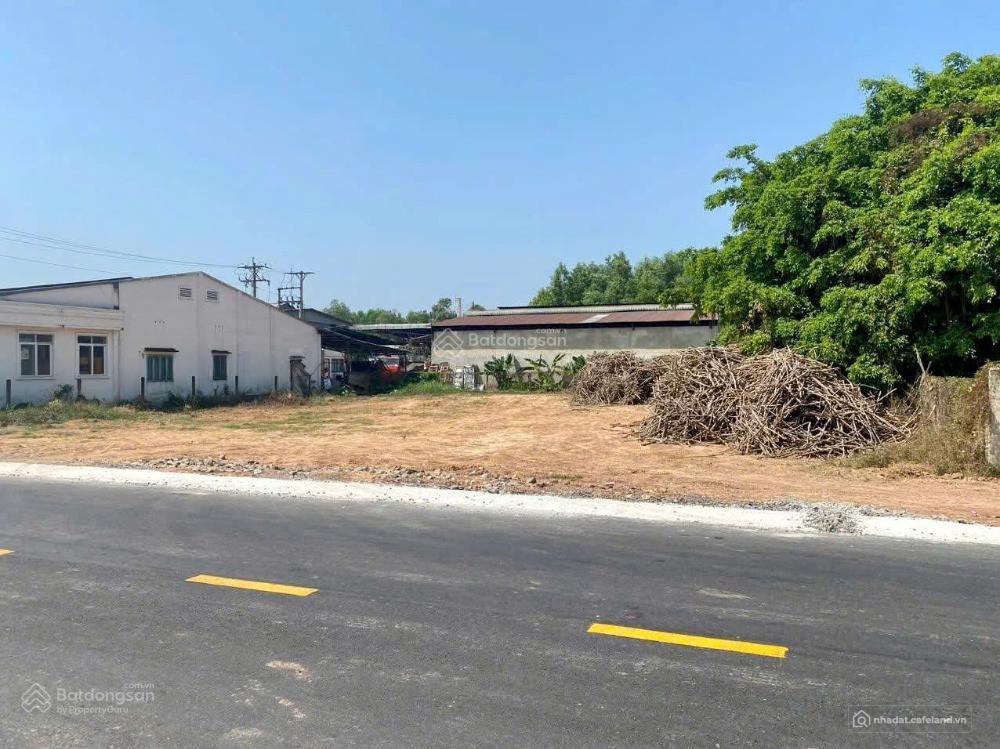 Bán đất nền sát ubnd tân uyên 990tr/nền sổ riêng thổ cư giá còn thương lượng