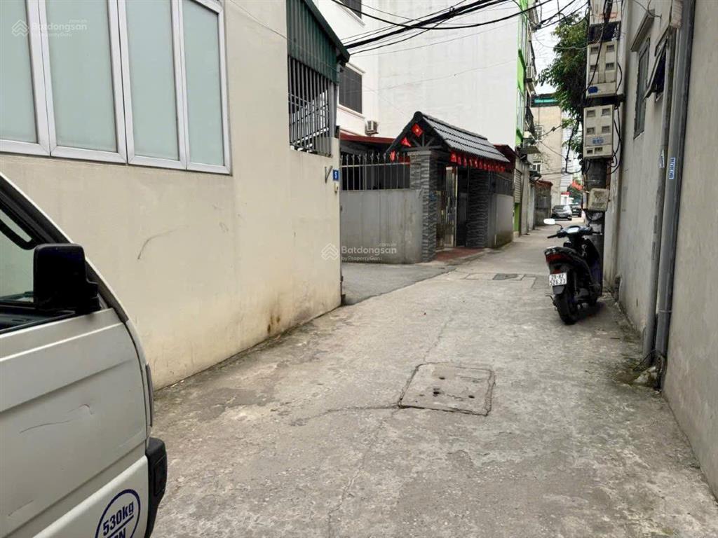 Bán mảnh đất đẹp rộng rãi đường thông ô tô vào thoả mái tại ngay tổ hợp chung cư ruby city phúc lợi