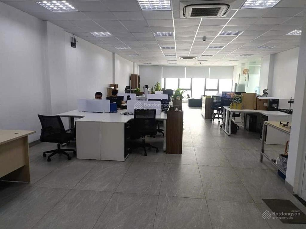 Bán toà nhà 7 tầng, 2 mặt phố phúc lợi làm gì cũng đẹp.