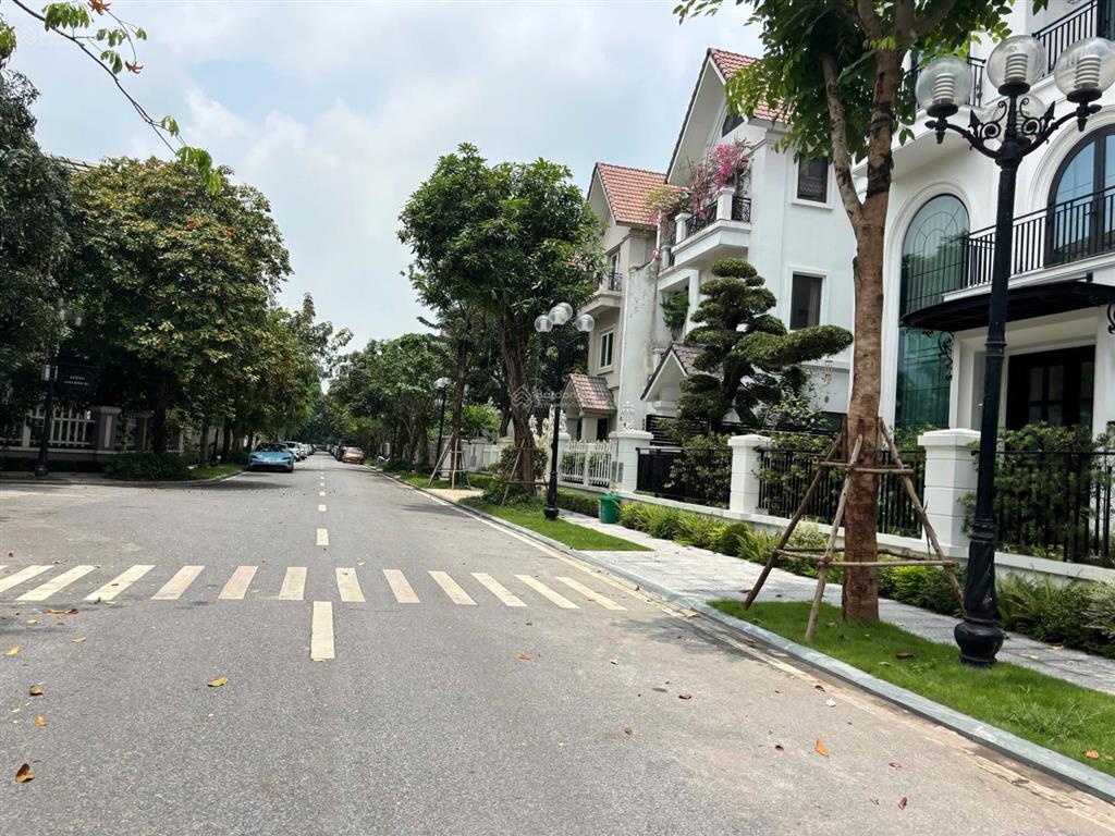 Bán căn biệt thự đơn lập đẹp tại vinhomes riverside long biên nơi đáng sống bậc nhất hà nội.
