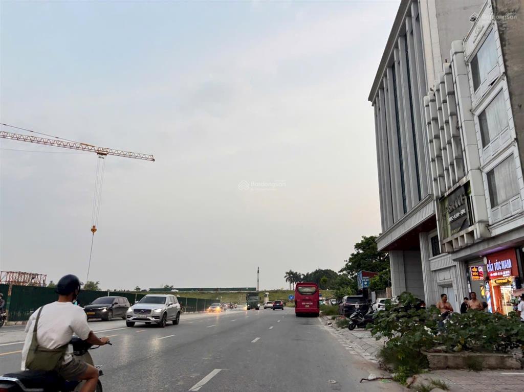 Hiếmđất đẹp ngay trung tâm bồ đề  giá tốt