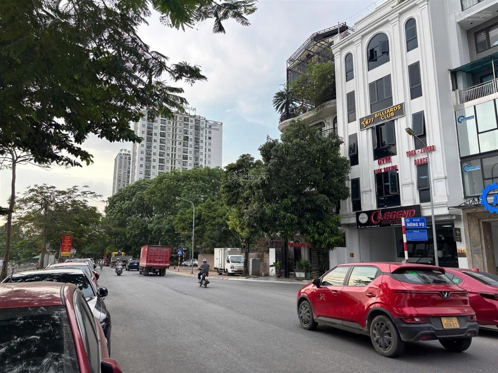 Bán tòa nhà văn phòng 6 tầng, 1 tầng hầm, 2 mặt đường to mặt phố phúc lợi rất giá trị.