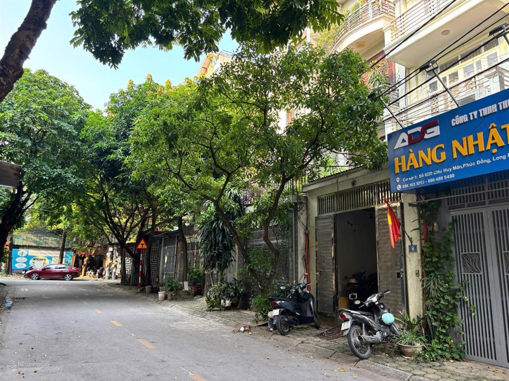 Bán nhanh căn nhà 4 tầng lô góc khu phân lô phố chu huy mân.