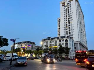 Đất phân lô khu đô thị sài đồng view công viên trường học thoáng vĩnh viễnrất hiếm.