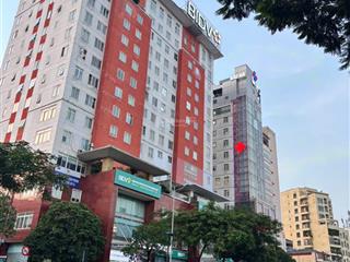 Bán căn hộ chung cư toà bidv mặt phố nguyễn văn cừ hướng đông nam cực kỳ thuận tiện.