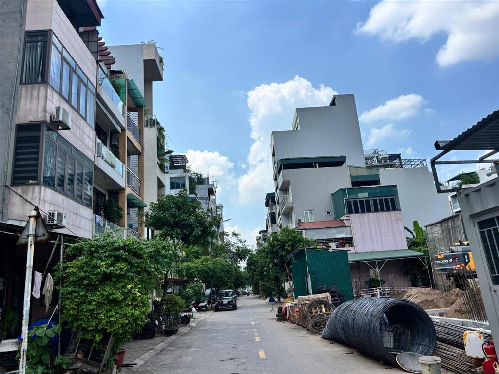 Bán nhà lô góc 2 mặt tiền, 6 tầng xây thô dự án him lam  thạch bàn  thông số vàng.