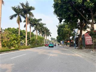 Bán mảnh đất lô góc 2 mặt đường to, rộng 1800m2 cho khách thích xây biệt phủ  nhà sân vườn