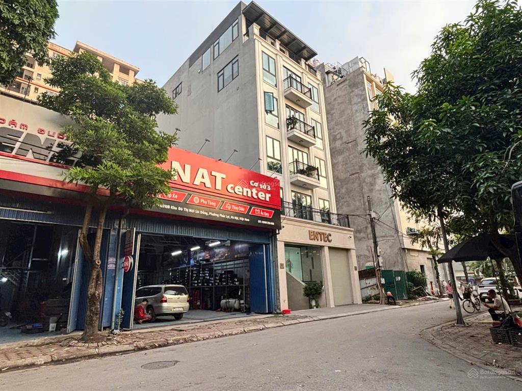 Bán nhanh lô đất đấu giá kđt sài đồng, vị trí kinh doanh, xây nhà văn phòng làm gì cũng đẹp.