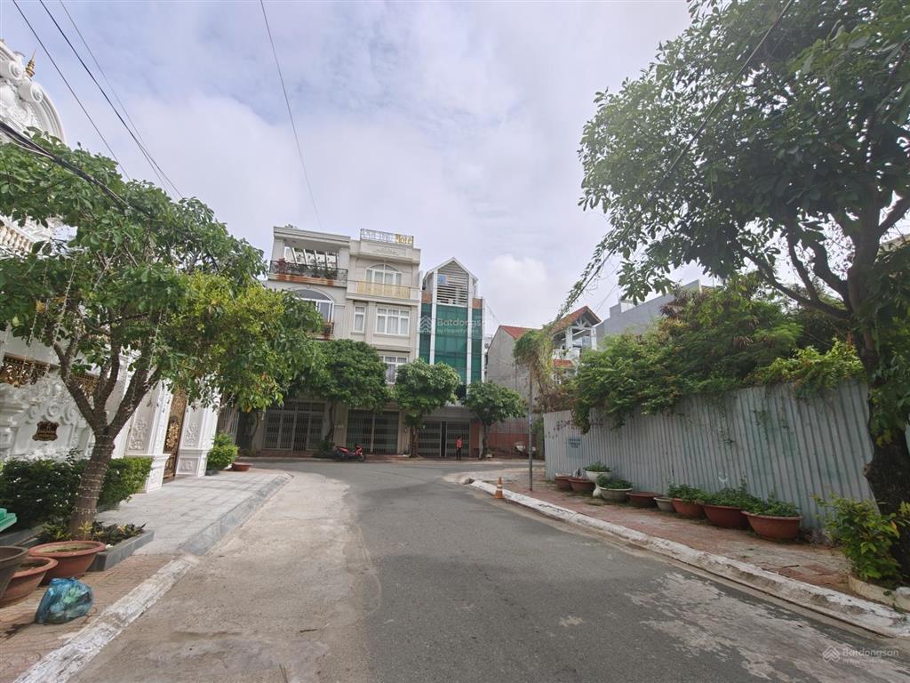 Bán lô đất biệt thự đẹp vị trí góc 2 mặt tiền khu á châu, phường 2 gần biển bãi sau vũng tàu