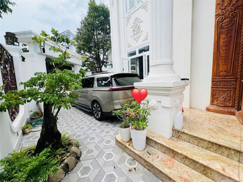 Bán biệt thự phước sơn 2 mặt tiền, trục đường chính, sổ hồng hoàn công, full nội thất