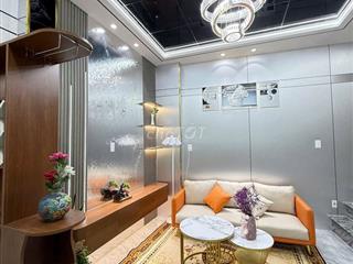 NHÀ TRUNG TÂM LINH CHIỂU THỦ ĐỨC, 2PN, SHR, HOÀN CÔNG, 20M RA MẶT TIỀN