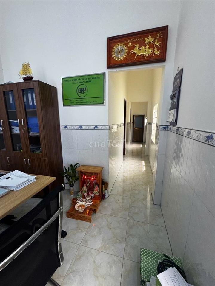 HÀNG HIẾM NHÀ CẤP 4, 2 MẶT TIỀN HẺM XE HƠI LINH XUÂN THỦ ĐỨC, 2PN 1WC