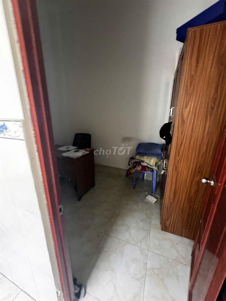 HÀNG HIẾM NHÀ CẤP 4, 2 MẶT TIỀN HẺM XE HƠI LINH XUÂN THỦ ĐỨC, 2PN 1WC