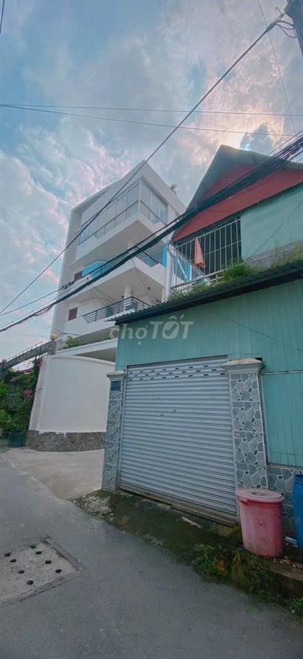 CĂN GÓC 3 MT LINH TRUNG, ĐANG CHO THUÊ 14 TR/THÁNG, ĐÃ GIẢM 600TR