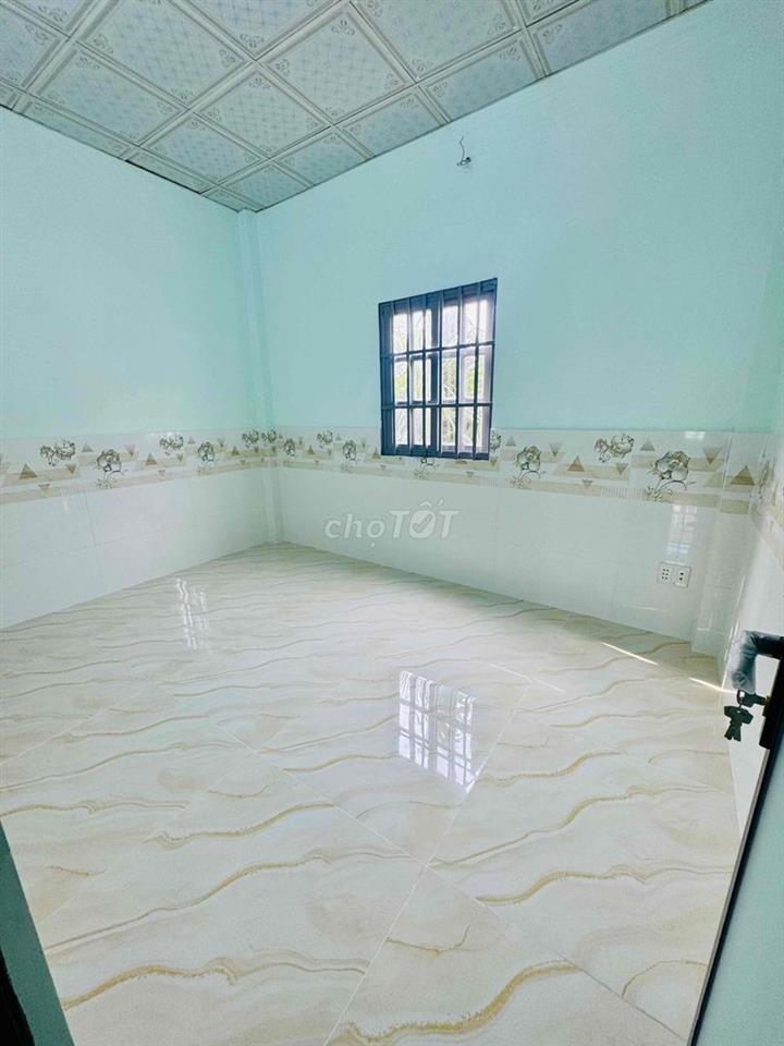 Bán Nhà 1 Trệt 1 Lầu 3 Tỷ xxx- HXH Đường Trần Quốc Toản , Dĩ An , BD