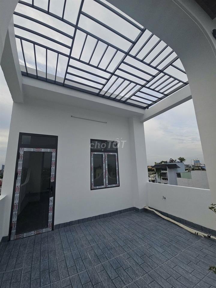 MẶT TIỀN KINH DOANH NGUYỄN HIỀN 4 TẦNG, FULL NỘI THẤT, TRUNG TÂM DĨ AN