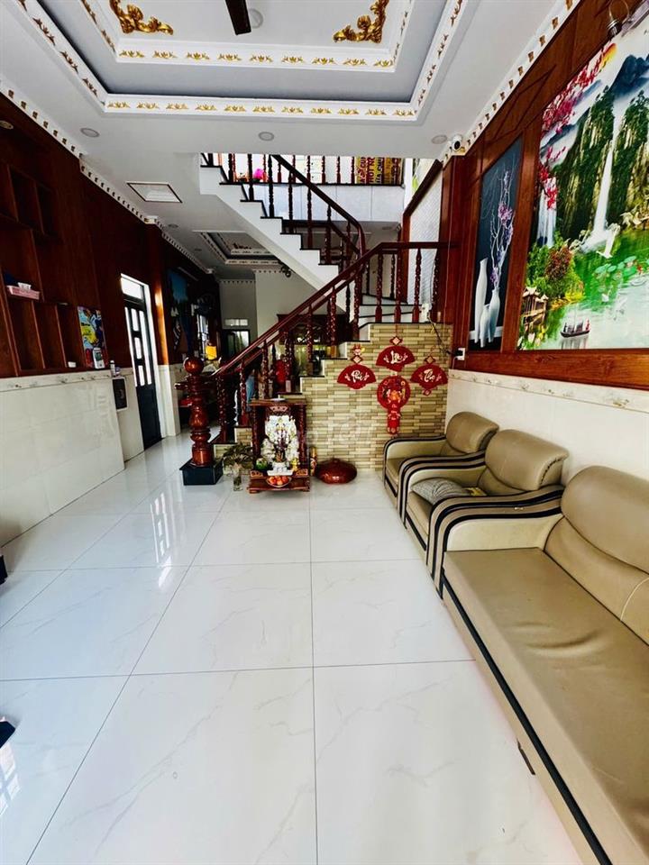GIẢM SÂU GẦN 500TR, HXH TÂN HẠNH ĐỒNG NAI, 3 LẦU, 4PN, 183,5M² SÀN