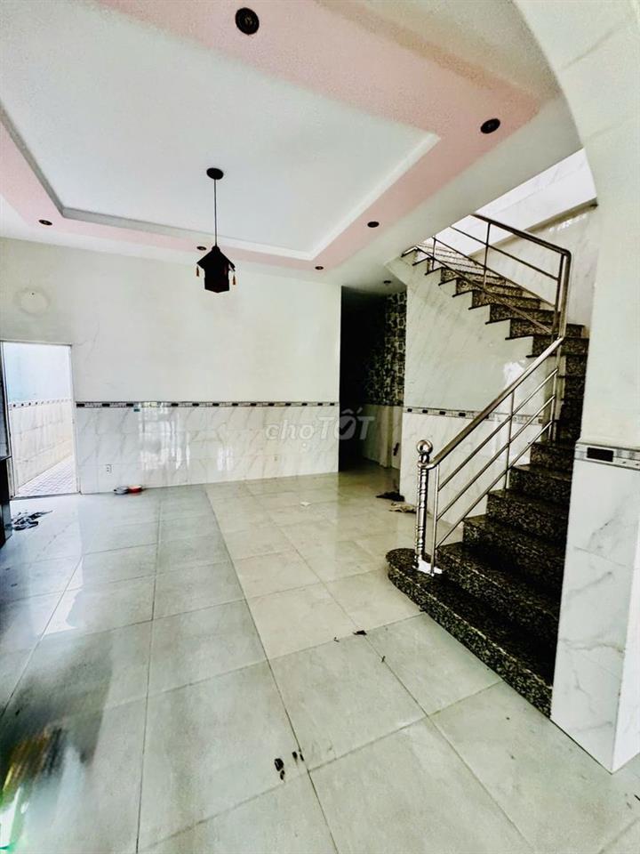 CHO THUÊ NHÀ NGUYÊN CĂN LINH XUÂN - 180M² - GẦN ĐHQG, KTX KHU B