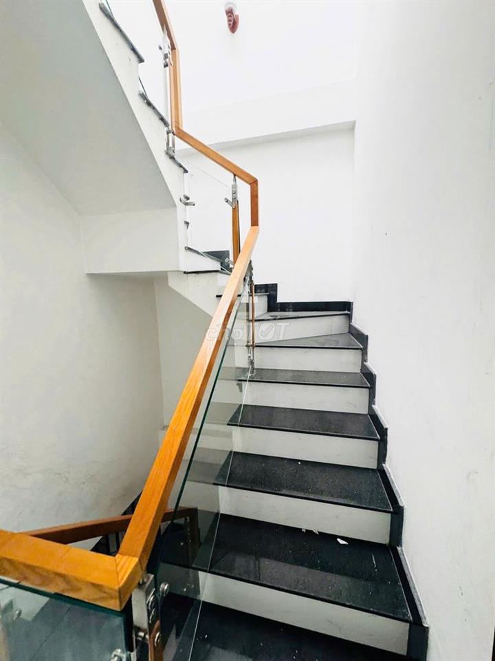 CT NHÀ NGUYÊN CĂN BÌNH CHIỂU, 260M², 4PN+4 PHÒNG TRỌ, CÓ SÂN THƯỢNG