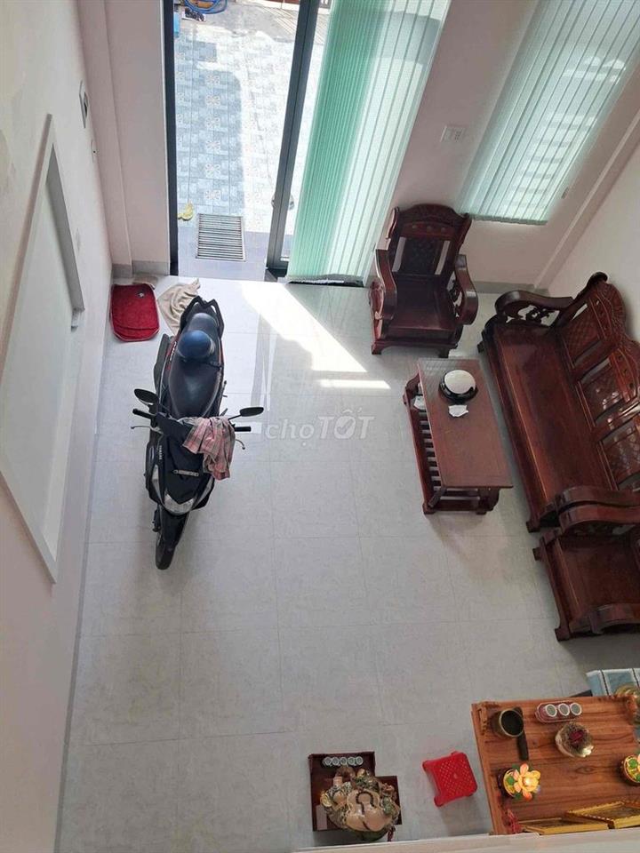 Bán Nhà 1 Tr 1 L , Hẻm Nhựa 5m , Đường 11 , Linh Xuân , Thủ Đức