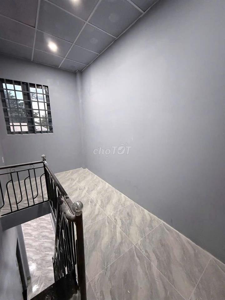 CHO THUÊ NHÀ NGUYÊN CĂN ĐƯỜNG SỐ 8 LINH XUÂN, ÔTÔ 4 CHỖ, GẦN LÀNG ĐHQG