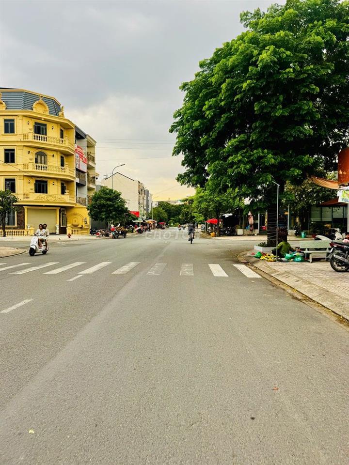 🏡 GẤP BÁN LÔ ĐẤT ĐẸP 150M² - TRONG KDC ÊM ĐỀM 6,8 HA LINH XUÂN - SHR