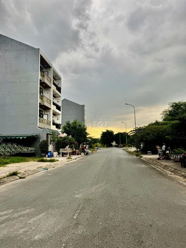 CÓ 1 0 2 LÔ ĐẤT NGANG 7,5M 150M² TDC ÊM ĐỀM, LINH XUÂN, ĐƯỜNG NHỰA 16M