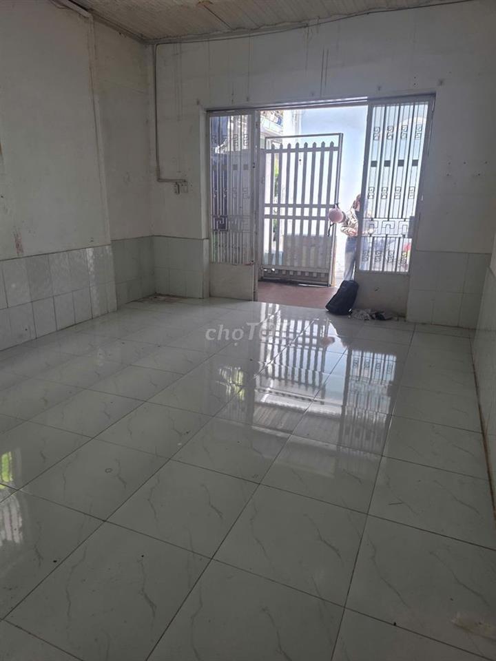 GIẢM SÂU 200TR NHÀ CẤP 4 TRƯỜNG THỌ - HÀNG HIẾM KHÓ GẶP CĂN THỨ 2