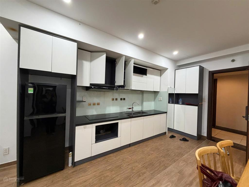 2pn/2wc 14tr/th full nội thất cc golden mansion có ban công thoáng