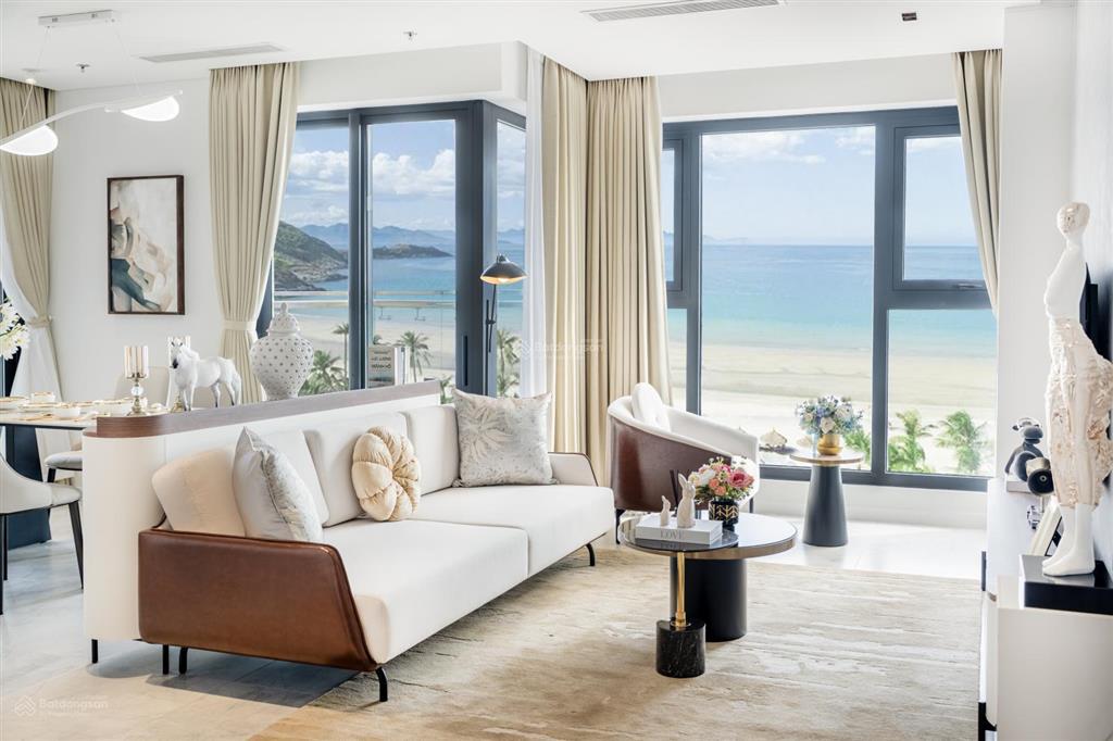 Siêu phẩm penthouse times square đà nẵng  view biển mỹ khê & toàn cảnh thành phố  sở hữu lâu dài