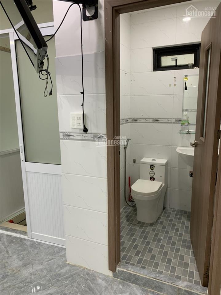 Cho thuê nhà 1 lầu 38m2 dtsd, đầu hẻm rộng, bờ kênh trường sa thoáng mát. tiện ích yên tĩnh an ninh
