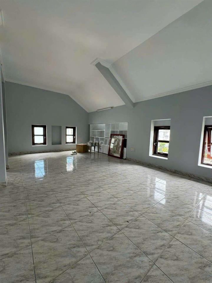 NHÀ SIÊU RỘNG 6*30, TRỆT, 3 LẦU, 4PN, SÂN XE HƠI 