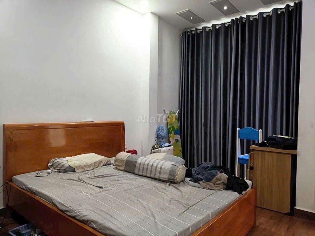 NHÀ SẠCH ĐẸP TRỆT, 2 LẦU, 4PN, GẦN GÒ VẤP 