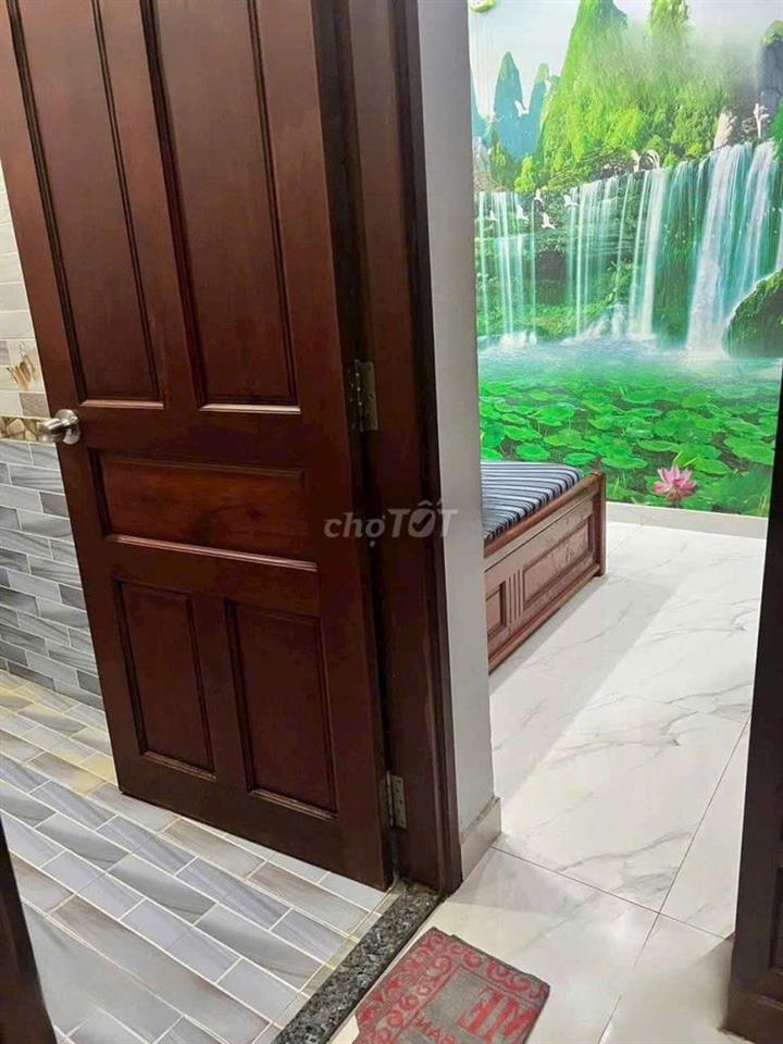 Nhà full nội thất, trệt, 2 lầu, 4pn, sát Gò Vấp 