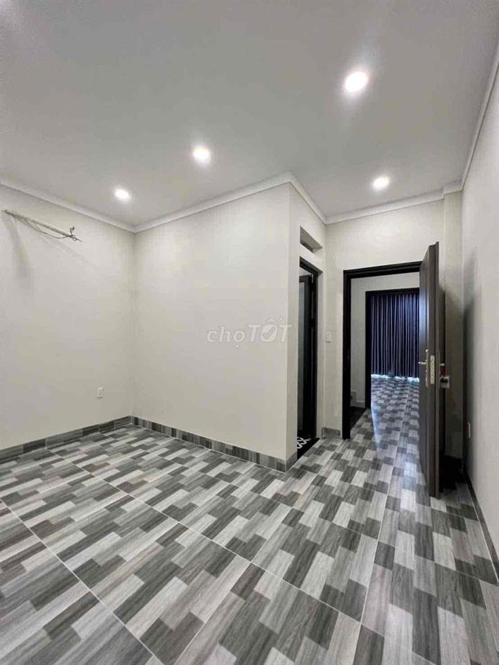 NHÀ ĐẸP MỚI SÁT NGUYỄN THÁI SƠN, TRỆT, 3 LẦU, 4PN, 5WC, ĐƯỜNG XE TẢI