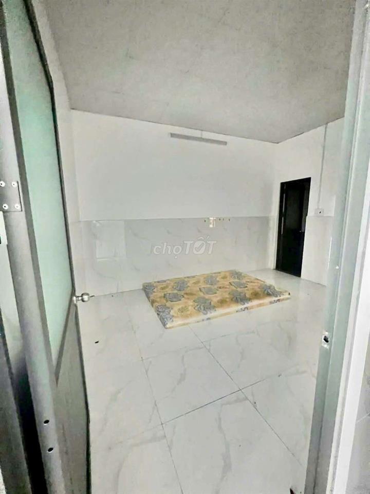 Nhà rộng 9*16 gần chợ cầu Đồng, 1pn rộng, đường xe tải