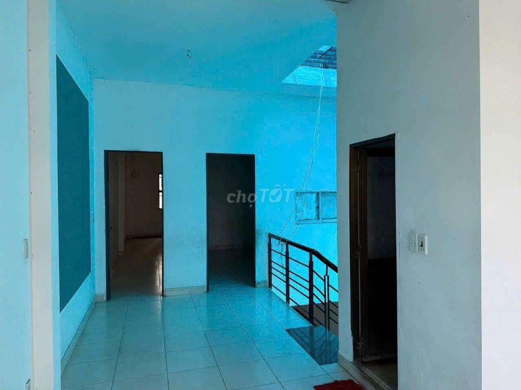 NHÀ HÀ HUY GIÁP GẦN KHU NAM LONG, 4PN, ĐƯỜNG XE TẢI, NỘI THẤT CƠ BẢN 