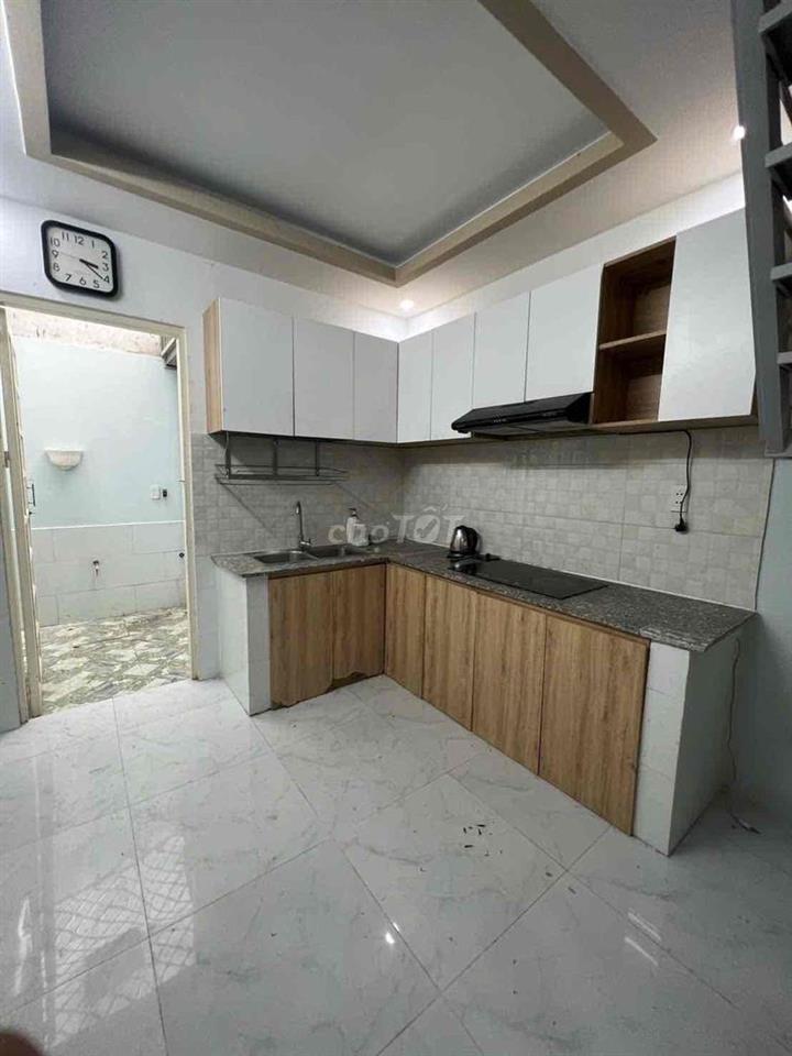 Cho Thuê Nhà Ngay Chợ Cầu Đồng DT 6,5x20m 1Trệt 1Lầu 4Pn 3Wc Hẻm Ôtô