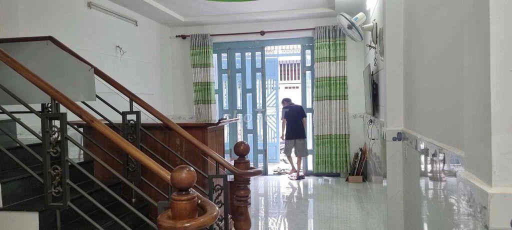 Cho Thuê Nhà Ngay Chợ Minh Phát DT 100m2 1Trệt 1Lầu 2Pn 2Wc Nôin Thất