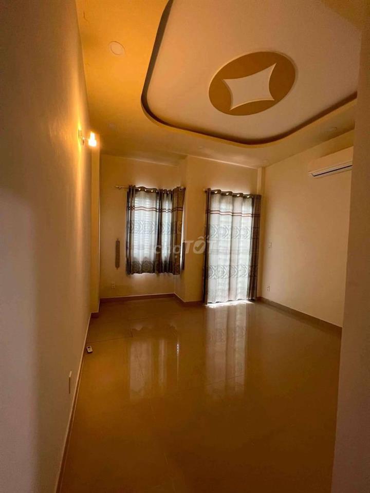 NHÀ SẠCH ĐẸP, DT 4*22, TRỆT LẦU, 4PN, GẦN ĐẠI HỌC NGUYỄN TẤT THÀNH 