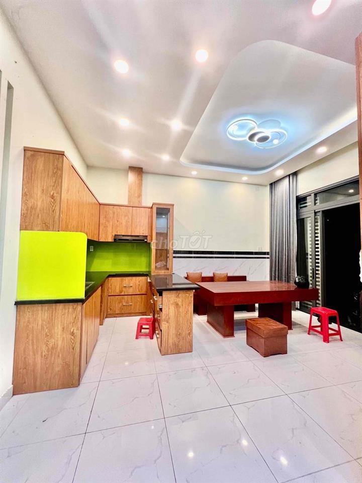 Cho Thuê Nhà DT 8x6m 1Trệt 2Lầu 3Pn 3Wc Hẻm Xe Tải Nội Thất Như Hình