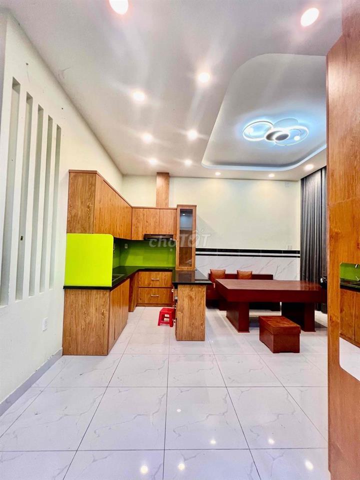 Cho Thuê Nhà DT 8x6m 1Trệt 2Lầu 3Pn 3Wc Hẻm Xe Tải Nội Thất Như Hình