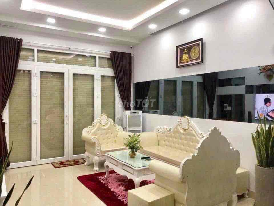 Cho Thuê Nhà Phố Sát Chung Cư Picity TX13 DT 250m2 1Trệt 3Lầu 4Pn 5Wc