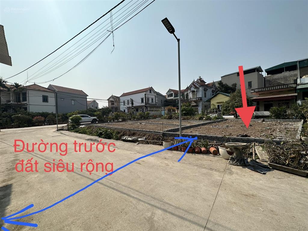 Bán 111m² chỉ 16m ra mặt đường đông tây, 100m ra đường di sản và aluviacity, đường 3 ô tô tránh