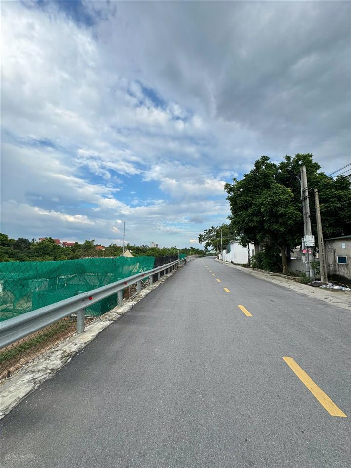 Bán đất mặt đường huyện kinh doanh view sông lớn, sát nách vinhomesoceanpark 3 giá rẻ hơn đất ngõ
