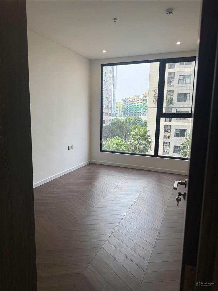 Cho thuê căn hộ 1pn+ cao cấp, nội thất cơ bản nhà mới toanh chỉ 9,5tr/th miễn phí dịch vụ